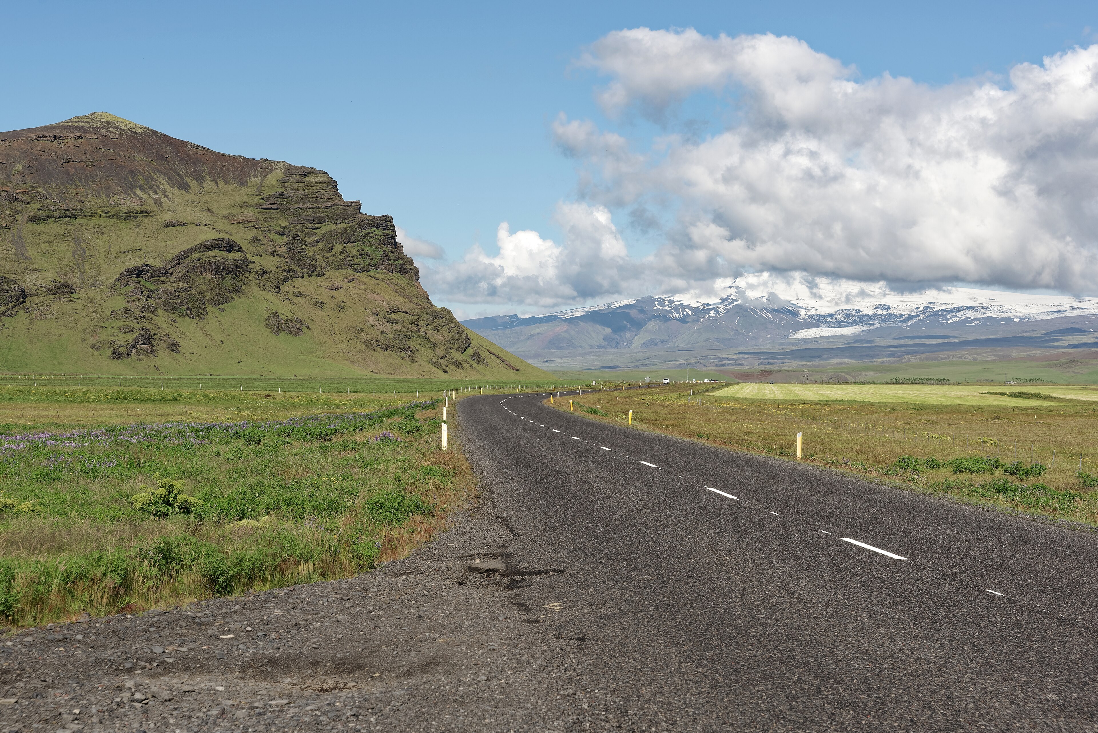 Route 1, the Hringvegur, running through open country in Mýrdalshreppur